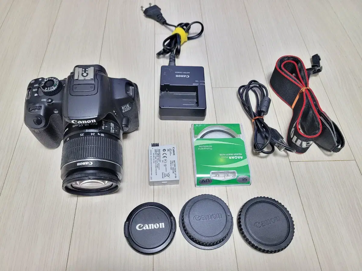 캐논 DSLR 카메라 EOS 650D 와 18-55 렌즈 세트